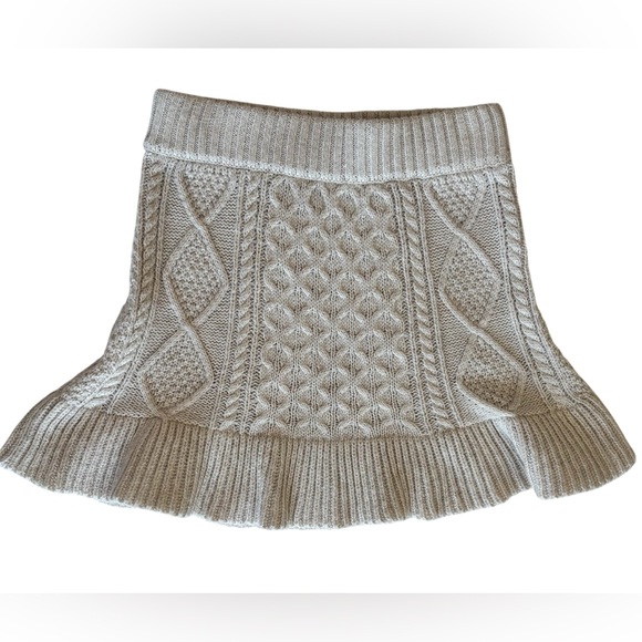 abercrombie kids Other - Abercrombie Kids Skirt Cream Ivory Cable Knit Size 9/10
